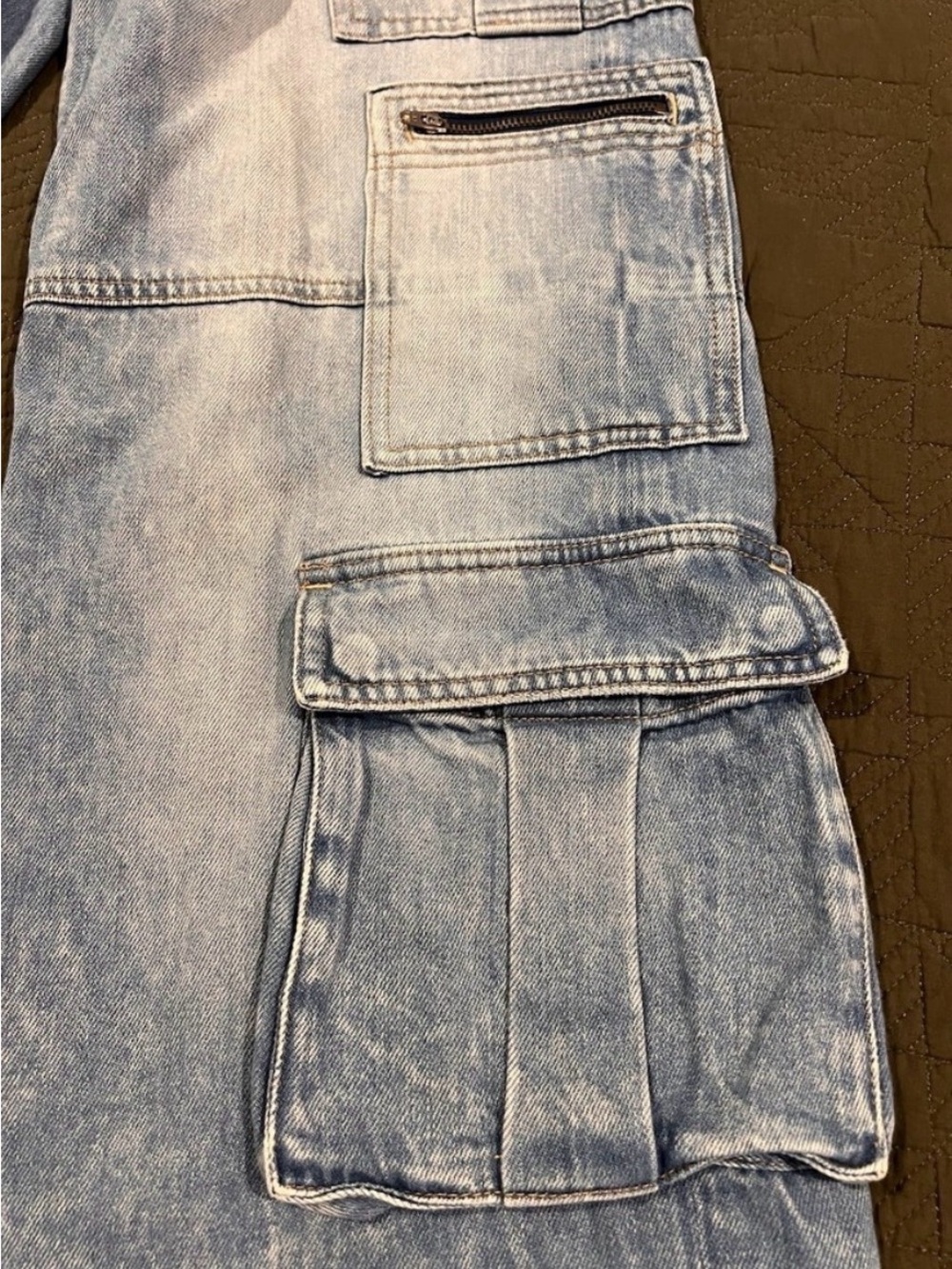 Alice + Olivia Light Blue Cargo Wide-Leg Jeans - Picture 7 of 10